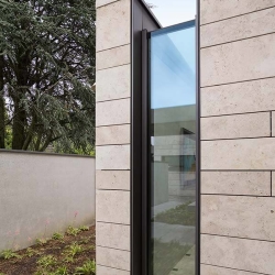 Wandverkleidung-Travertin-Troja-hell-(7)