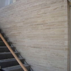 Wandverkleidung-Travertin-Troja-hell-(9)