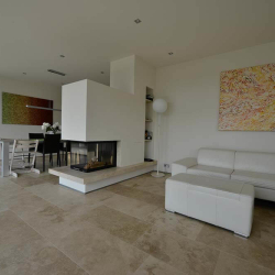 Kamin-Travertin-Troja-hell-(3)