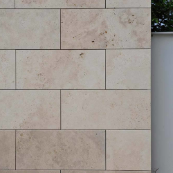 Wandverkleidung-Travertin-Troja-hell-(6)