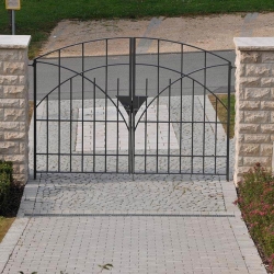 Pfeiler-und-Abdeckplatte-Travertin-Troja-hell-(2)