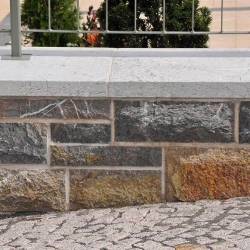 Pfeiler-und-Abdeckplatte-Muschelkalk-Memphis-(3)