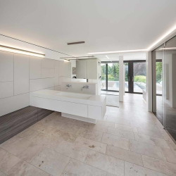 Fliesen in Bahnen, Travertin Troja hell (2)