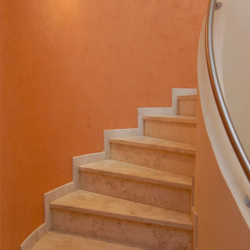 Treppenanlage aus Travertin Troja