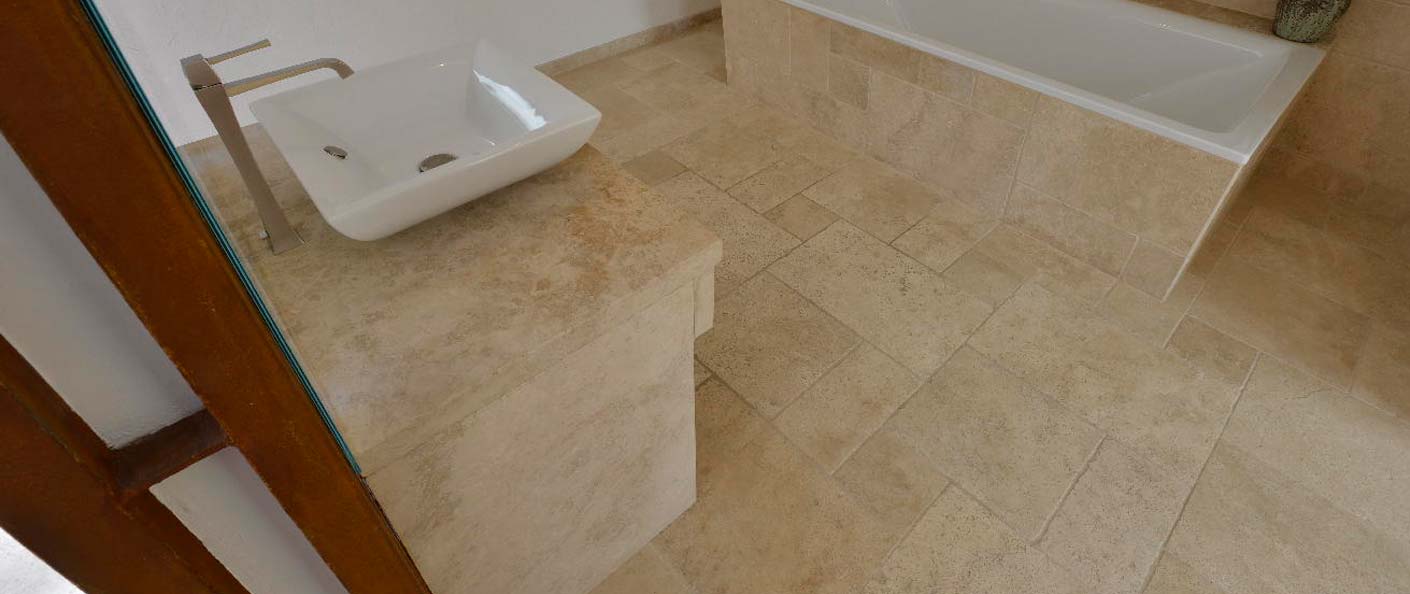 Natursteinfliesen für Innen & Außen kaufen - Preise ab 50 €/m²