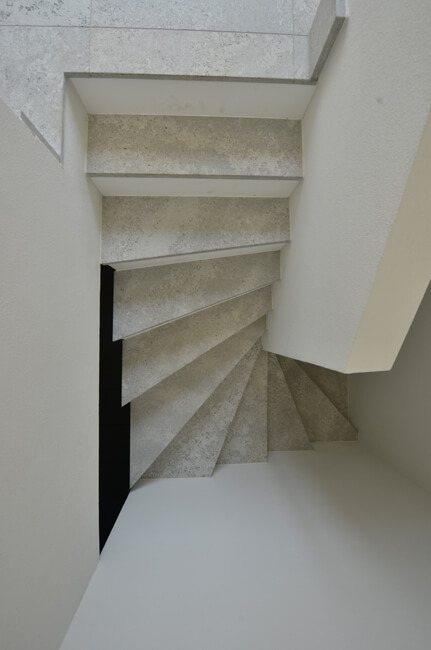 Treppe aus Muschelkalk