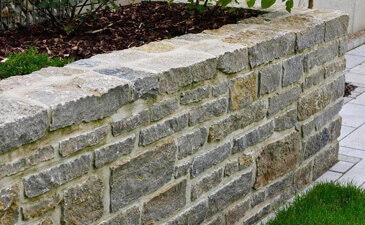 Natursteinmauer Gartenmauer Selber Bauen Steine Verfugen Ratgeber