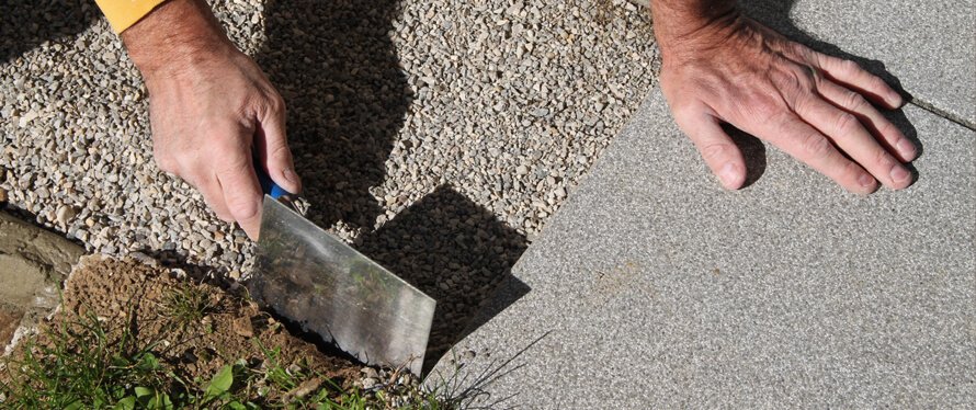 Terrassenplatten auf Splitt verlegen