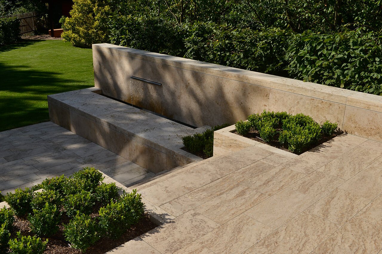 Bodenplatten aus Travertin in Bahnen für Außenbereiche?